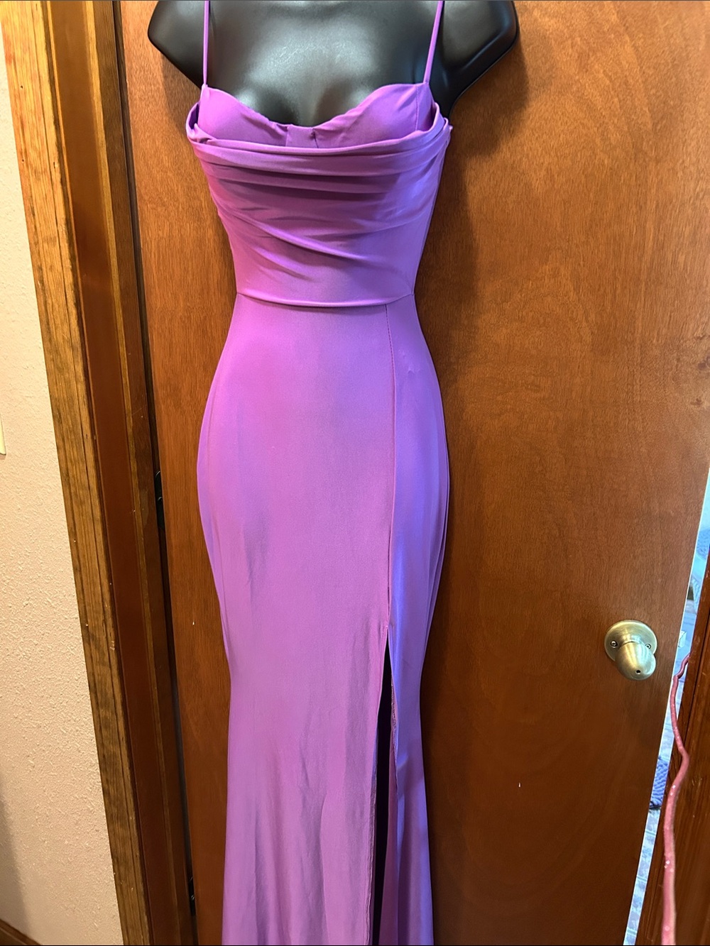 Elegant Lavender Spaghetti-Strap Special Occasion Dress with Side Slit